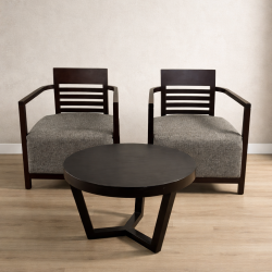 Conjunto de estar com duas cadeiras e mesa redonda