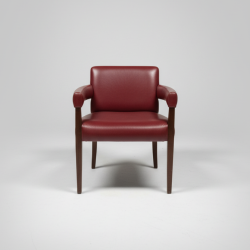 Cadeira de Pele Vermelha