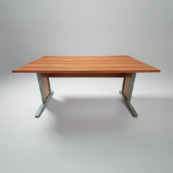 Secretária de Madeira