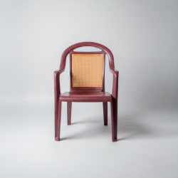 Cadeira de Plástico Bordeaux