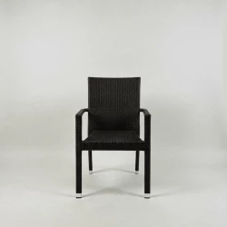 Cadeira de exterior em material sintético