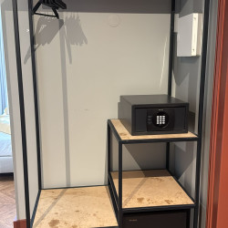 Estrutura de armazenamento com cabine