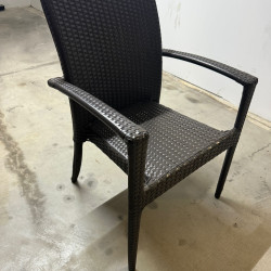 Cadeiras exterior ( utilizadas na varanda dos quartos - POUCO USO)