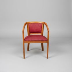 Cadeira de Madeira Estofada Padrão Vermelho