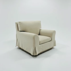 Poltrona de tecido bege