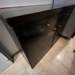 Aparador  Simples com Gavetas - Preto
