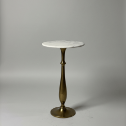 Mesa alta de apoio com tampo em mármore