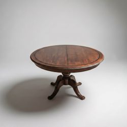 Mesa de Jantar Redonda em Madeira Escura