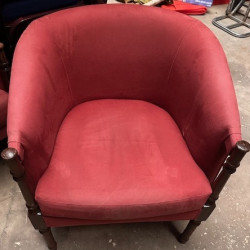 Poltrona Veludo Bordeaux