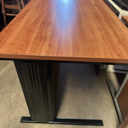 Secretária (acabamento cerejeira)