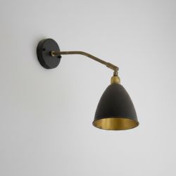 Aplique de Parede em Metal Preto