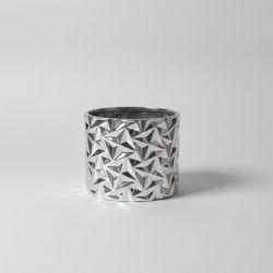 Vaso em Metal Texturado Prateado