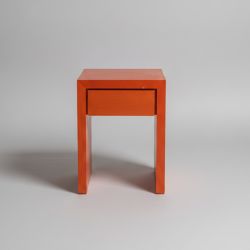 Mesa de Cabeceira Laranja em Madeira c/Gaveta